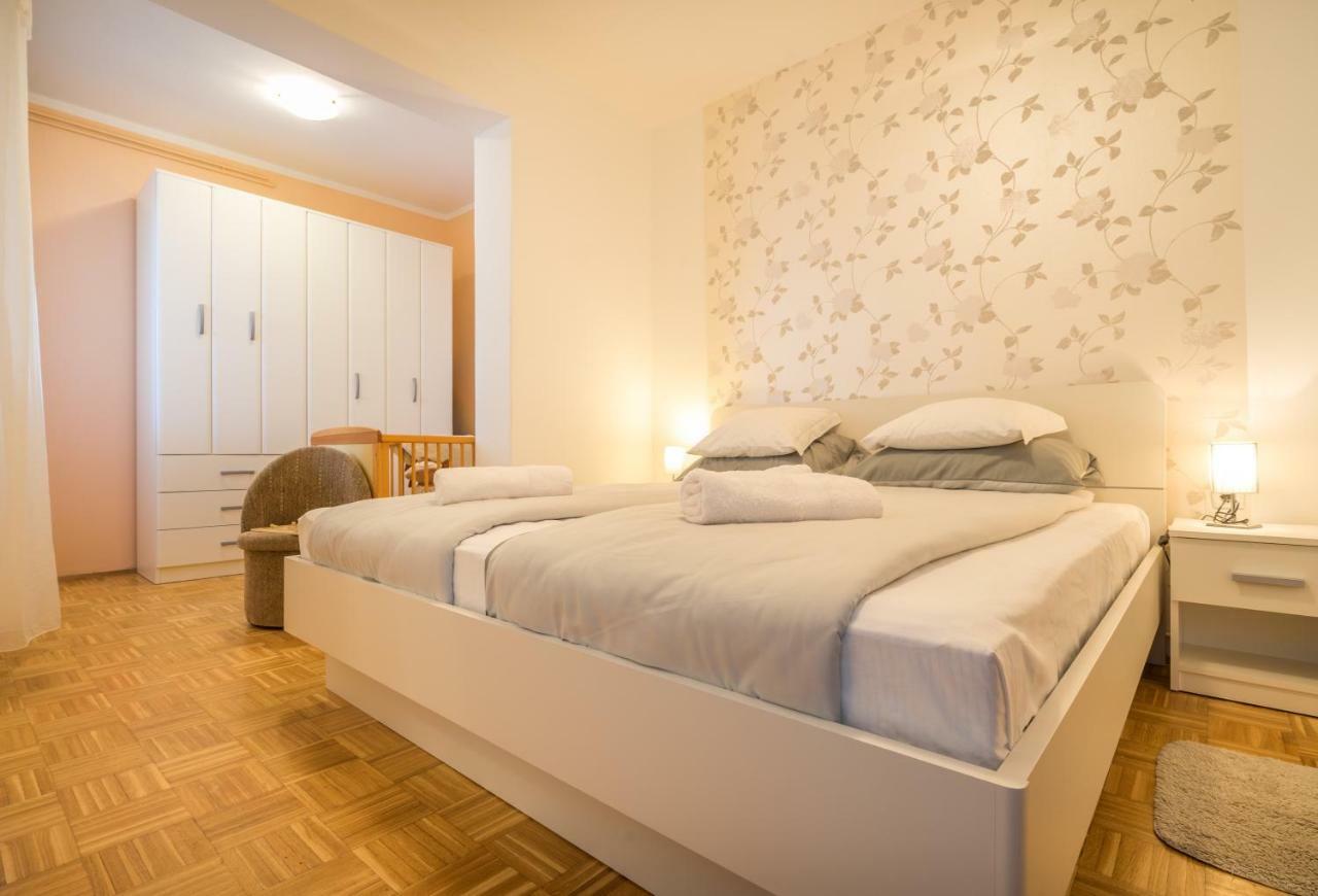 Apartment Steblaj PUY Eksteriør bilde